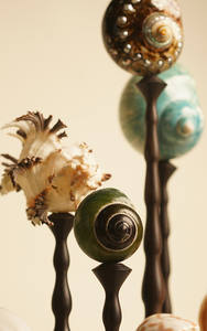 Serie Concha Marina Pipa-High, Decoración Art Deco de Madera de Sándalo, Adorno de Mesa Hecho a Mano con Sensor Táctil, Regalo para Bodas y Festival de Medio Otoño, Natural - Product Image 3