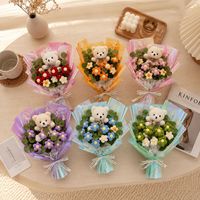 BH High Birthday Gift Teddybeer Rozenboeket Schattige Stijl PE Materiaal Handgemaakt Gebreide Kunstbloemen Fabrieksdirecte Levering