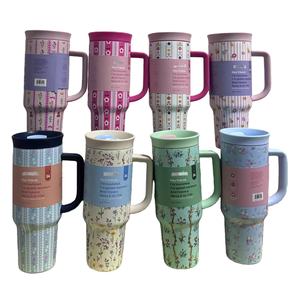 Vaso Térmico Aislado de Metal Ovalado al por Mayor, Vaso Aislado Portátil con Asa y Pajita de 40 oz - Product Image 1