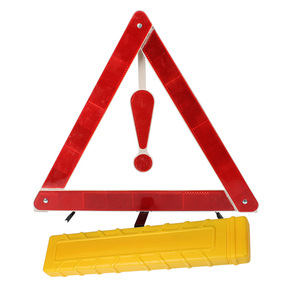 Señal Triangular de Advertencia para Automóvil, 390x350mm, ABS Reflectante, Montaje en Suelo, para Uso de Emergencia en Vehículos - Product Image 1