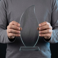 Trophée de compétition sportive en cristal de verre K9, forme goutte d'eau, poli, vierge, avec gravure de logo personnalisée