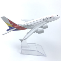Modèle d'avion en métal moulé sous pression Asiana Airlines Airbus A380 à l'échelle 1/400 de 16 cm avec support
