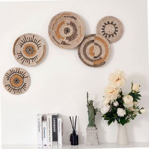 Dekoration für Kinderzimmer Makramee Hängeregal 2er-Set Dekorative Bambus-Wandkörbe mit Perlen Holz-Wandbehang - Product Image 5