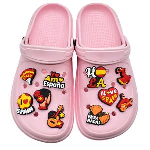 Vente chaude Creative Nouvelle Série Espagnole Sandales Charme Bricolage Accessoires Pvc Amovible Doux Colle Goutte En Plastique Semelle Chaussures Boucle - Product Image 2