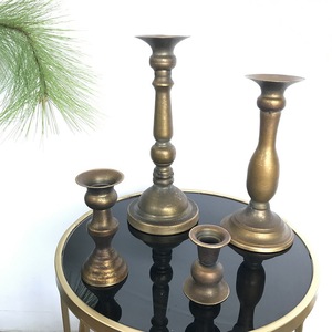 Candelero Europeo Vintage <span class=keywords><strong>de</strong></span> un Solo Puntal, <span class=keywords><strong>de</strong></span> Metal Retro con Textura Acanalada Estilo Marroquí, para Decoración <span class=keywords><strong>de</strong></span> Mesa en Bodas y Hogar - Product Image 4