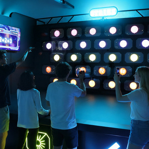 Cible de jeu interactive Premium à LED RGB activée par les coups de tir pour enfants, idéale pour les aires de jeux intérieures et les centres d'amusement - Product Image 3