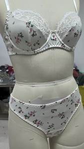 Yüksek kaliteli kadın şık sutyen kısa setleri çiçek baskı örgü Bikini dantel tatlı Pastoral tarzı balenli <span class=keywords><strong>2</strong></span>-Piece Set - Product Image 6