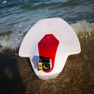 Mini scooter aquatique à succès avec propulseur et sac d'accessoires pour planche de surf et paddle board inclus - Product Image 1