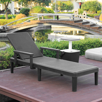 Chaise longue de plage en plastique pour une personne, chaise longue de jardin, chaise longue Alta avec accoudoirs