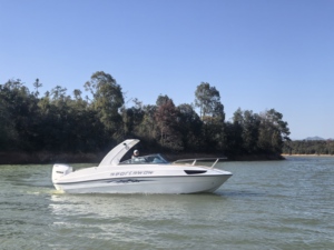 Moteur hors-bord très demandé pour bateau de pêche en <span class=keywords><strong>mer</strong></span>, disponible en bateau de pêche en fibre de verre, mini-yacht pour usage familial - Product Image 3