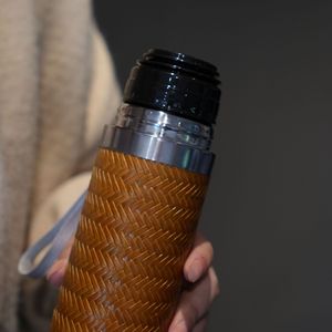 Gobelet isotherme en bambou tissé 400 ml, portable, pour les voyages - Product Image 3