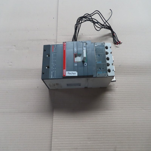 Desconectador SACE S4L 250A Original, Nuevo, para PLC, Amplia Experiencia Técnica, con Solida Experiencia en Mantenimiento Industrial - Product Image 1