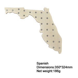 Support mural en bois miniature DIY personnalisé pour tees de golf, marqueurs de balle, chapeaux de golf et gants - Product Image 2