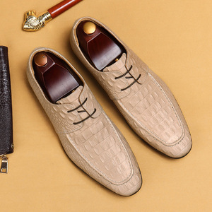 Crocodile-patterned men's leather <b>shoes</b>, genuine leather business casual derby <b>shoes</b>, English embossed men's <b>shoes</b> - Product Image 3
