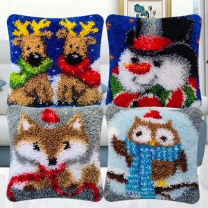 Duan Christmas Man Little Deer Carpet <span class=keywords><strong>Cojines</strong></span> bordados <span class=keywords><strong>de</strong></span> <span class=keywords><strong>lana</strong></span> Vintage para el hogar Patrón bordado <span class=keywords><strong>de</strong></span> <span class=keywords><strong>ganchillo</strong></span> <span class=keywords><strong>a</strong></span> mano - Product Image 5