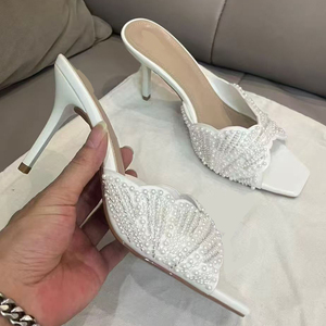 Nouvelles sandales d'été à talon haut carré décorées de perles pour femmes, chaussures polyvalentes style mule à talon fin et bout ouvert pour femmes - Product Image 2