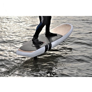 Planche de surf électrique hydrofoil personnalisée de qualité supérieure fabriquée en Chine pour les sports nautiques - Product Image 4