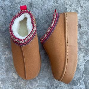 Pantofole Invernali da Donna, Stile Tasman, Calde con Suola Spessa, per Casa e Neve - Product Image 4