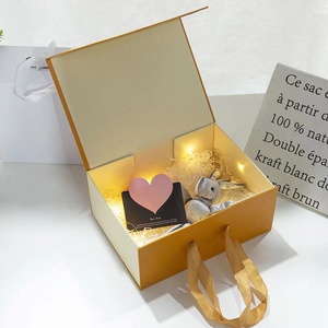 Caja de regalo A4 con cierre magnético de tablero rígido grande plegable con logotipo Deboss en relieve personalizado con cinta - Product Image 6