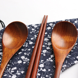 Juego de cuchara y palillos para servir de madera natural japonesa con bolsa de tela <span class=keywords><strong>caqui</strong></span> o negra para comedor en casa o uso de viaje - Product Image 6