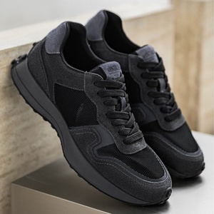 Chaussures pour hommes en maille respirante, chaussures de sport décontractées à semelle épaisse, style rétro, polyvalentes et tendance pour l'été - Product Image 1
