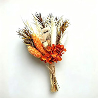 Groothandel Eeuwige Bloemen Corsages. Handgemaakte corsages. Geschikt voor formele pakken en jurken voor dames en heren, als decoratie.