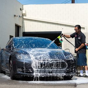 Kit combinado de lavado de autos con espuma Ultimate Snow Foam de Chemical Guys, 16 onzas líquidas, precio directo con factor de brillo. - Product Image 6