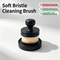 Brosse de nettoyage intérieur de voiture avec base de rangement, brosse de nettoyage automobile à poils doux pour tableau de bord et aérateurs