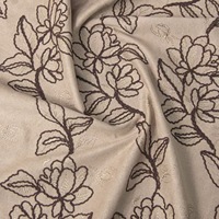 Nouveau tissu en lin-coton avec broderie de pivoine en jade rouge, tulle et guipure suisse pour robe de mariée et robe femme