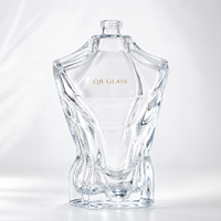 Flacon de parfum rechargeable unique en verre transparent de 100 ml, pompe électro-plaquée, capuchon métallique unique, anti-fuite, portable, personnalisable