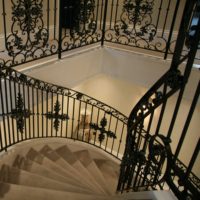 Produit chaud balustrade en fer durable garde-corps Euro Villa escalier balustres décoratifs en fer forgé