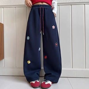 <span class=keywords><strong>Pantaloni</strong></span> Larghi in Pile con Stampa e Rivestimento in PU alla Moda per Ragazze delle Scuole Medie, Nuovo Stile Autunno Inverno 2025 per Bambini - Product Image 4