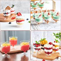 5oz Mini Doorzichtige Plastic Parfaitbekertjes met Lepeltjes, Wegwerp Dessertbekertjes voor Pudding, Fruit, IJs, Mousse, Feestjes en Voorgerechten