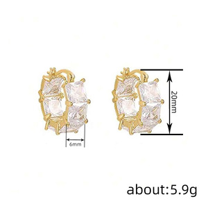 Orecchini a Cerchio con Quattro Punte in Zirconia per Donne, Gioielli Eleganti per Uso Quotidiano - Product Image 4