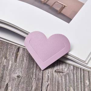 Marcapáginas de Cuero PU con Forma de Corazón, Marcador de Páginas Portátil, Accesorios para Lectores - Product Image 3