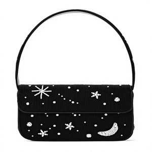 Artisanat de qualité supérieure, motif floral élégant, léger, durable, intérieur spacieux, parfait pour les mariages et les fêtes - Product Image 4