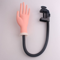 Main d'entraînement professionnelle en silicone et plastique de haute qualité pour la pratique des ongles en acrylique