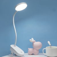 Lampe de bureau moderne à chargement USB Conception flexible à clipser Protection simple des yeux Alimentation CC écologique sans fil pour le chevet