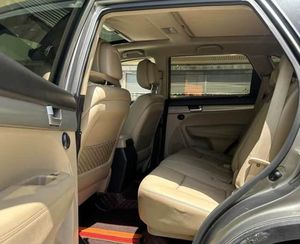 Voiture d'occasion SUV <span class=keywords><strong>Kia</strong></span> <span class=keywords><strong>Sorento</strong></span> <span class=keywords><strong>2016</strong></span> à bas prix, conduite à gauche, 5 portes, 5 places, essence, transmission intégrale, véhicules automobiles à <span class=keywords><strong>vendre</strong></span> en Chine - Product Image 5