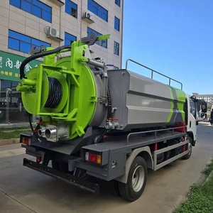 ISUZU 4X2 Diesel New Manual High-Pressure Cleaning Sewage Suction Truck 6000L Vacuum Cleaning Tank Truck - Product Image 1