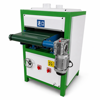 Machine à poncer le bois automatique facile à utiliser avec plateau de polissage de surface de forme spéciale pour le polissage des moules de portes en bois