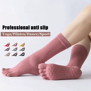 <span class=keywords><strong>Calcetines</strong></span> de Yoga <span class=keywords><strong>con</strong></span> punta separada para mujer de alta calidad, <span class=keywords><strong>Calcetines</strong></span> antideslizantes personalizados para tripulación, 5 <span class=keywords><strong>dedos</strong></span>, <span class=keywords><strong>calcetines</strong></span> de Pilates, <span class=keywords><strong>calcetines</strong></span> de algodón de Yoga personalizados - Product Image 1