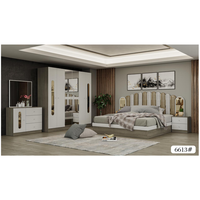 Ensemble de Chambre Populaire avec Armoire Miroir et Meubles de Lit en Bois