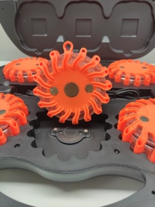 مجموعة أضواء تحذير مرورية قابلة لإعادة الشحن، 6 أضواء تحذير، مصباح إشارة للطرق، 6 قطع - Product Image 5