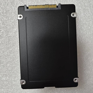 PM1733 7.68TB NVMe SSD MZWLJ7T6HALA-00AC3 118000836 ประสิทธิภาพความเร็วสูง รองรับอินเทอร์เฟซ NVMe เพื่อการถ่ายโอนข้อมูลที่รวดเร็ว รีเลีย - Product Image 3