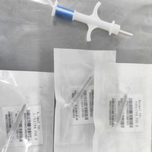 <span class=keywords><strong>Implant</strong></span> de puce d'animal familier d'aiguille de RFID 2.12x12mm pour des animaux compatibles avec l'injection simple - Product Image 1