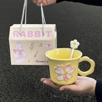 Mug en céramique de haute qualité, motif floral imprimé à la main, compatible micro-ondes, cadeau d'anniversaire idéal pour les filles, souvenir