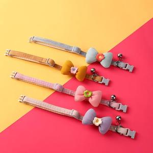 Nouveautés Collier pour chat en tissu doux et réglable de luxe, durable et personnalisé avec cloche et nœud, vente en gros - Product Image 4