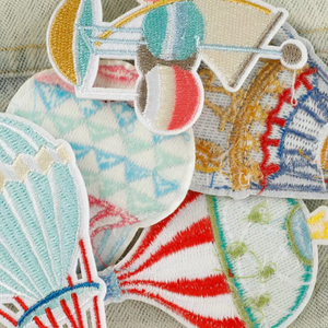 Großhandel Maßgefertigter Neuer Design Bunter Heißluftballon Aufbügelbarer Sommer-Stickerei-Patch für Kleidung - Product Image 2
