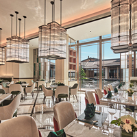Mobilier commercial pour hôtels et restaurants, banquettes et chaises en bois massif au design moderne pour cafés de restauration rapide